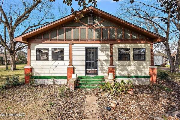 1.73 Acres of Residential Land with Home for Sale in Hazlehurst, Mississippi