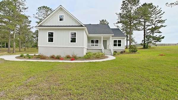 1.5 Acres of Land with Home for Sale in Cairo, Georgia
