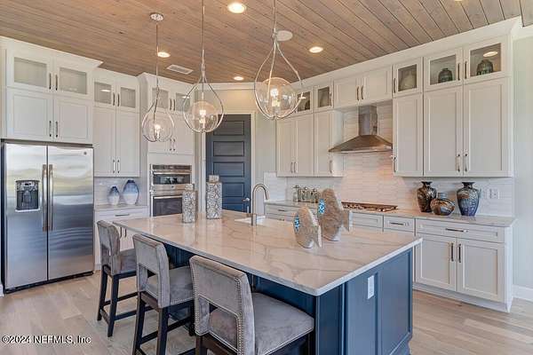 1.66 Acres of Residential Land with Home for Sale in Ponte Vedra Beach, Florida