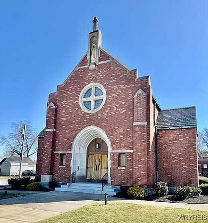 1.6 Acres of Improved Residential Land for Sale in Buffalo, New York