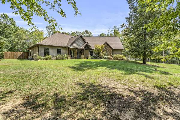 1.5 Acres of Residential Land with Home for Sale in Columbus, Mississippi