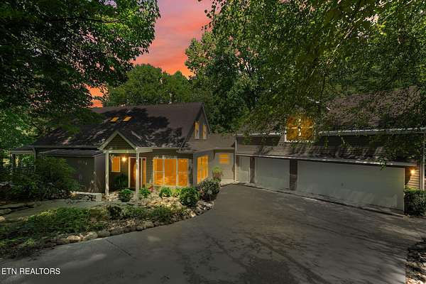 1.75 Acres of Residential Land with Home for Sale in Kingston, Tennessee