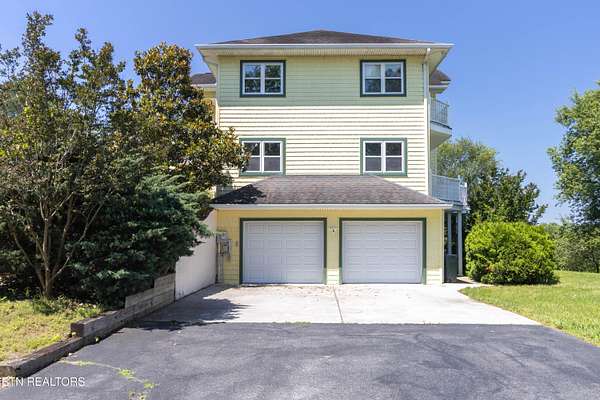 1.9 Acres of Residential Land with Home for Sale in Sevierville, Tennessee