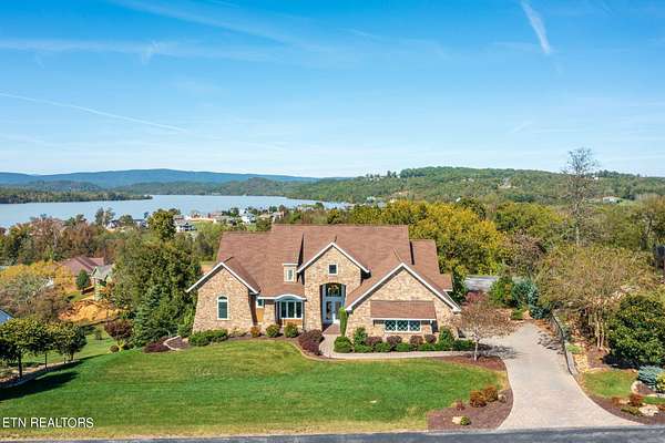 1.68 Acres of Residential Land with Home for Sale in Rockwood, Tennessee