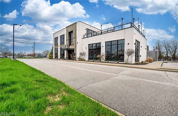 1.56 Acres of Mixed-Use Land for Sale in Willoughby, Ohio
