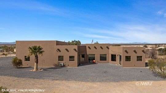 1.66 Acres of Residential Land with Home for Sale in Littlefield, Arizona