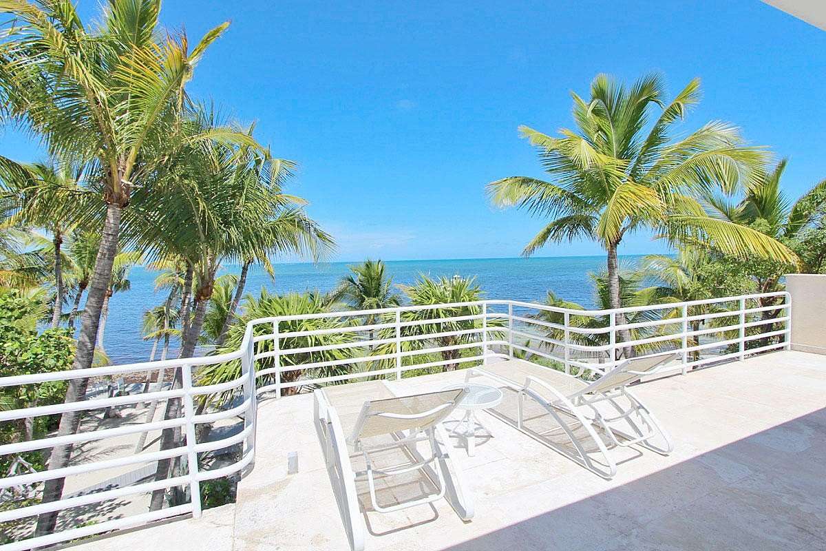 1.5 Acres of Land with Home for Sale in Plantation Key, Florida