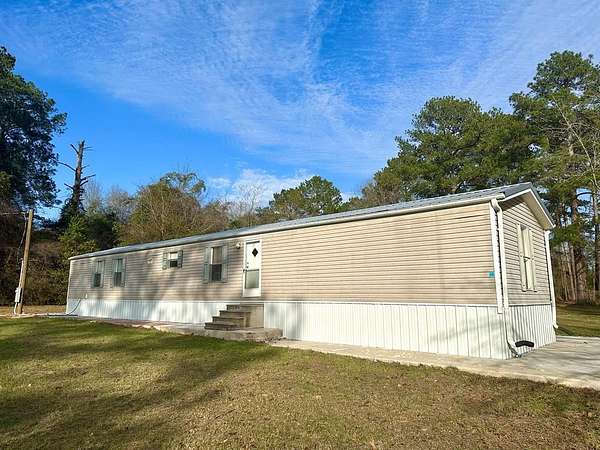 1.5 Acres of Residential Land with Home for Sale in Clio, Alabama