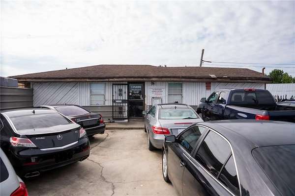 1.9 Acres of Improved Commercial Land for Sale in Austell, Georgia