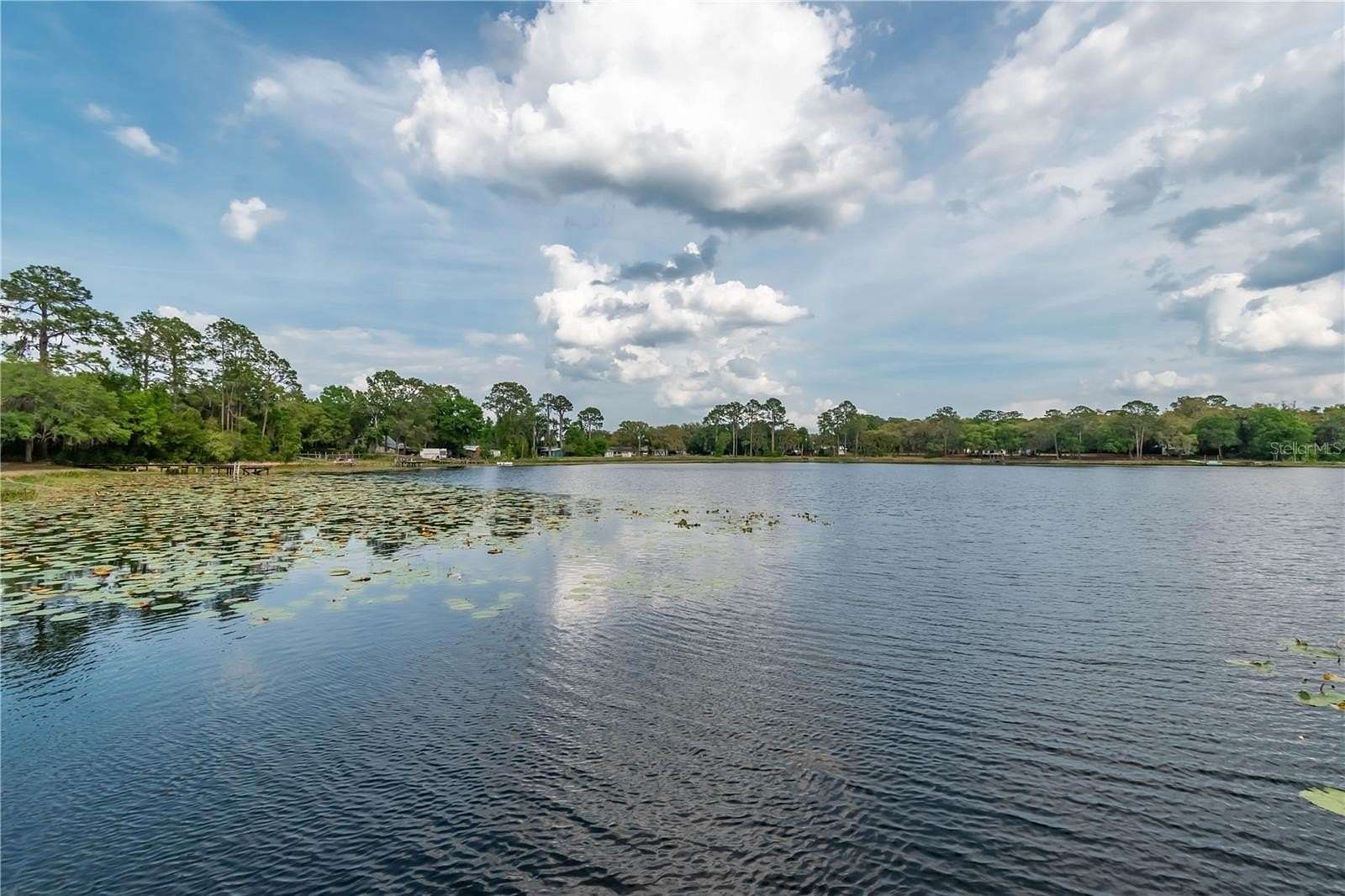 2 Acres of Land with Home for Sale in Fort McCoy, Florida