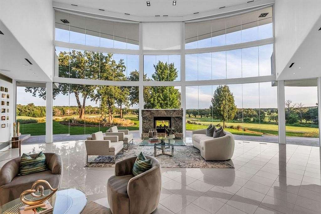 1.55 Acres of Residential Land with Home for Sale in Flower Mound, Texas