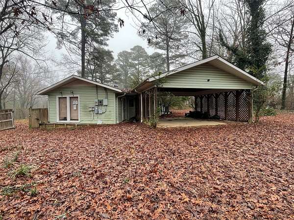 1.63 Acres of Land with Home for Sale in Mooringsport, Louisiana