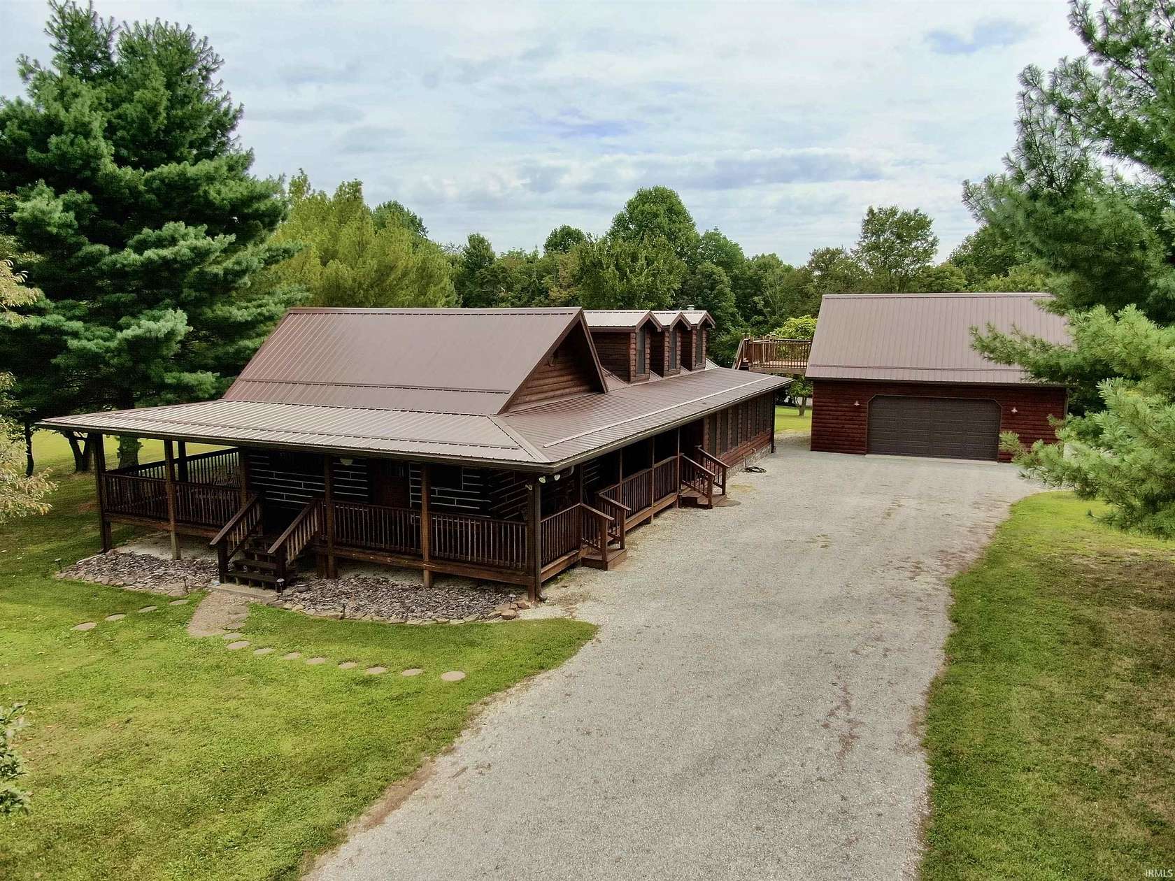 1.5 Acres of Land with Home for Sale in Birdseye, Indiana