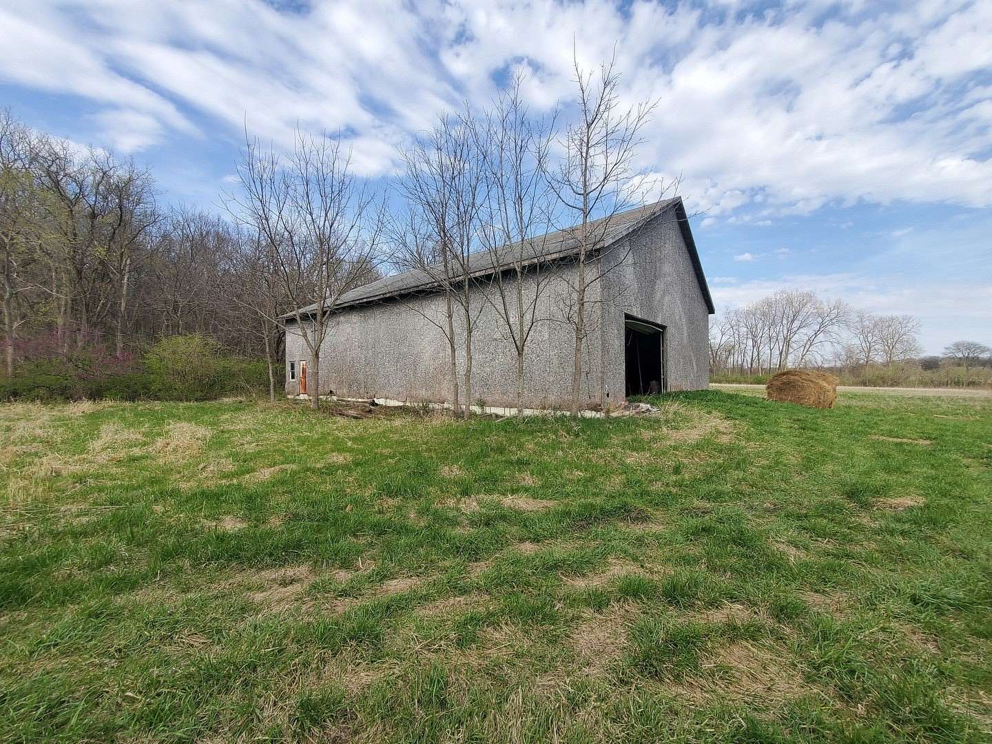 7 Acres of Residential Land for Sale in Tiskilwa, Illinois