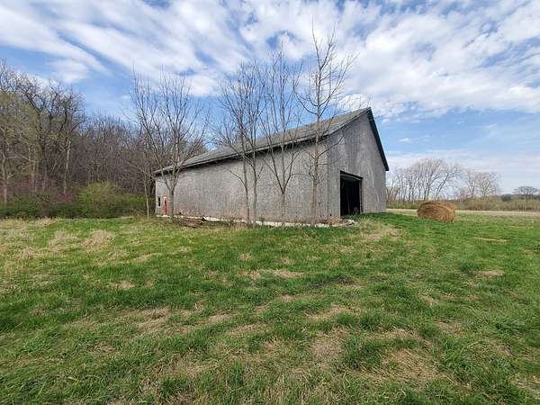 7 Acres of Residential Land for Sale in Tiskilwa, Illinois