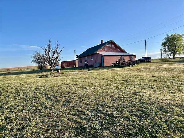 2.5 Acres of Residential Land with Home for Sale in Arnett, Oklahoma