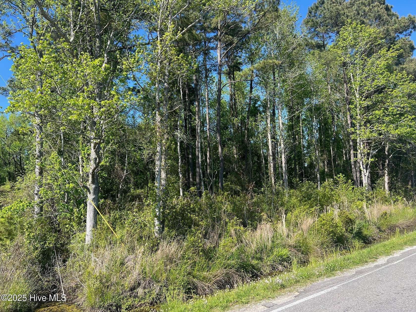 5 Acres of Residential Land for Sale in Beaufort, North Carolina