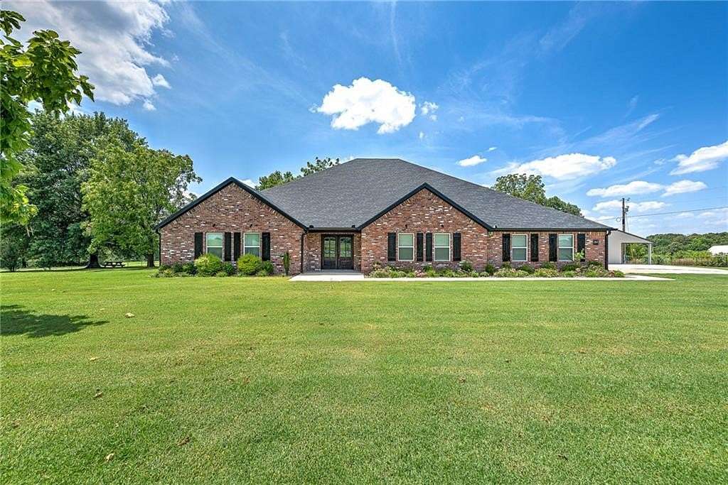 2 Acres of Residential Land with Home for Sale in Tontitown, Arkansas