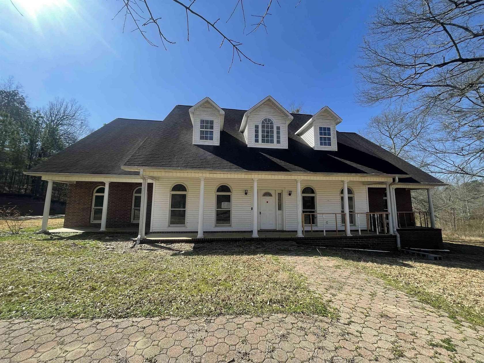 1.5 Acres of Residential Land with Home for Sale in Dierks, Arkansas