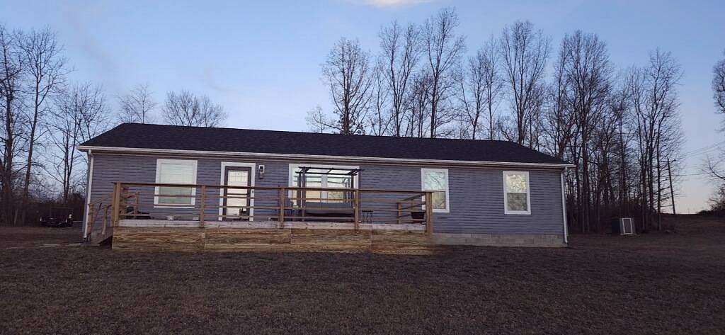 5 Acres of Land with Home for Sale in Jackson, Ohio