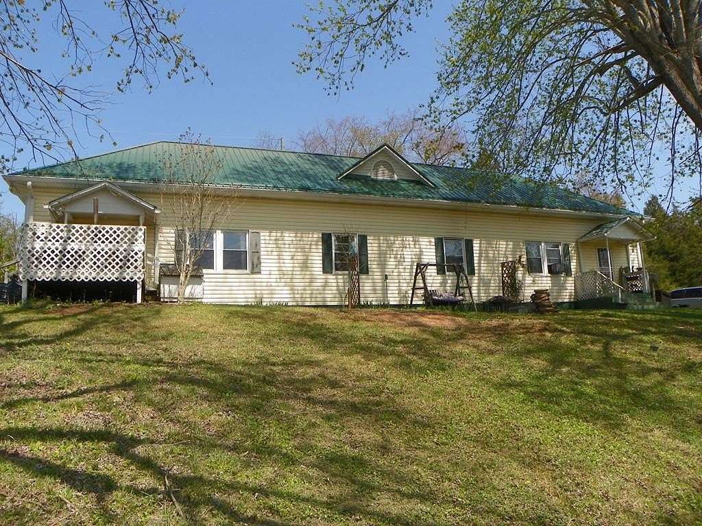 2 Acres of Residential Land with Home for Sale in Ivanhoe, Virginia