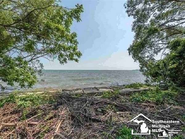 0.35 Acres of Residential Land for Sale in Newport, Michigan