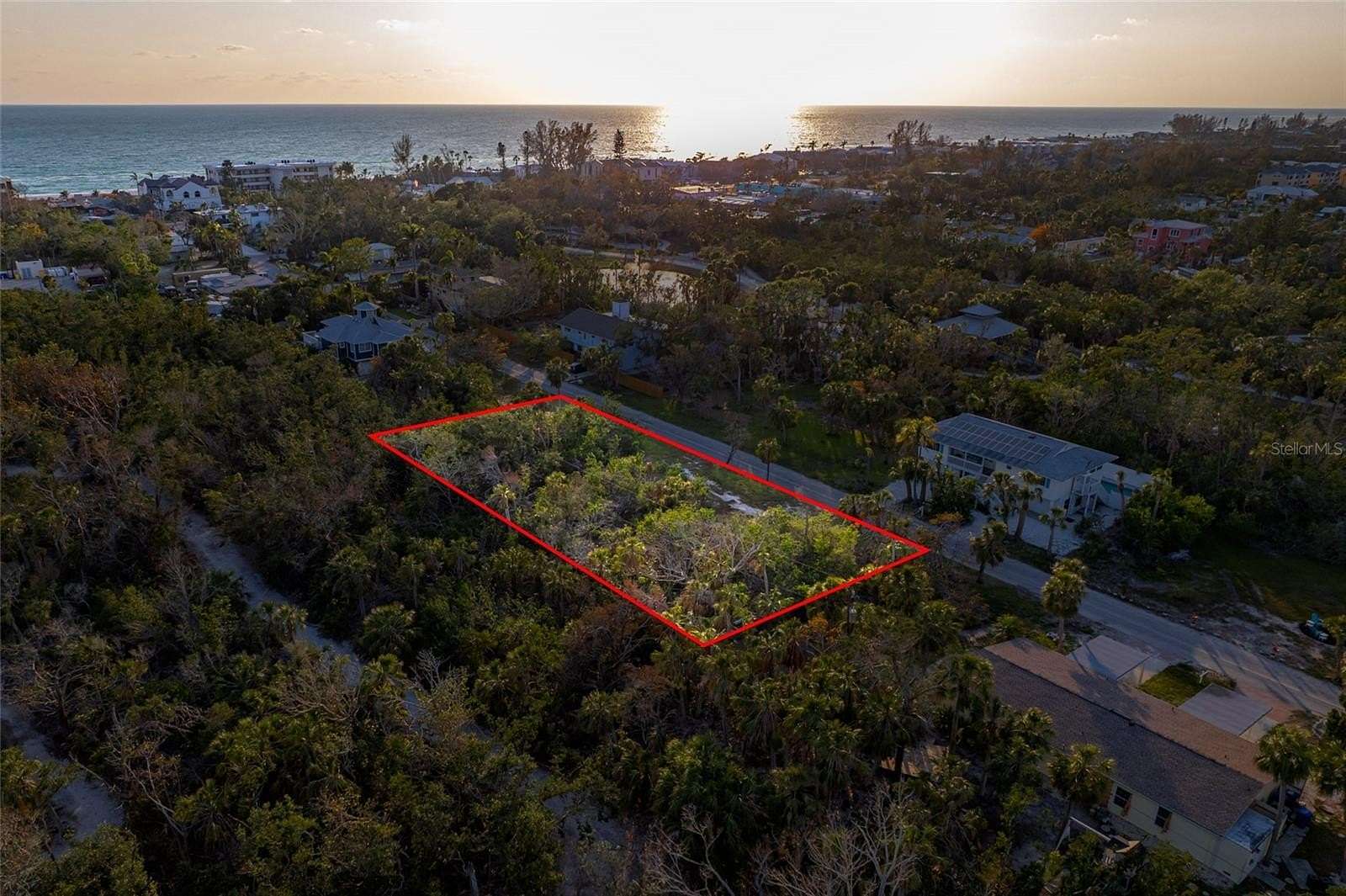 0.41 Acres of Residential Land for Sale in Longboat Key, Florida