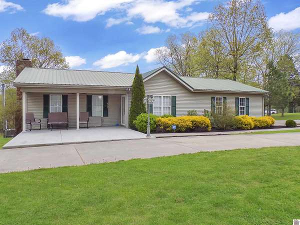 12 Acres of Recreational Land with Home for Sale in Benton, Kentucky
