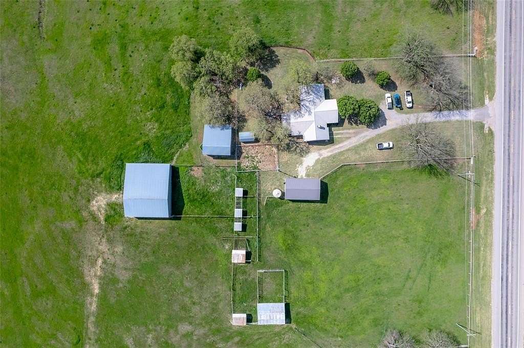 39 Acres of Land with Home for Sale in Sulphur, Oklahoma