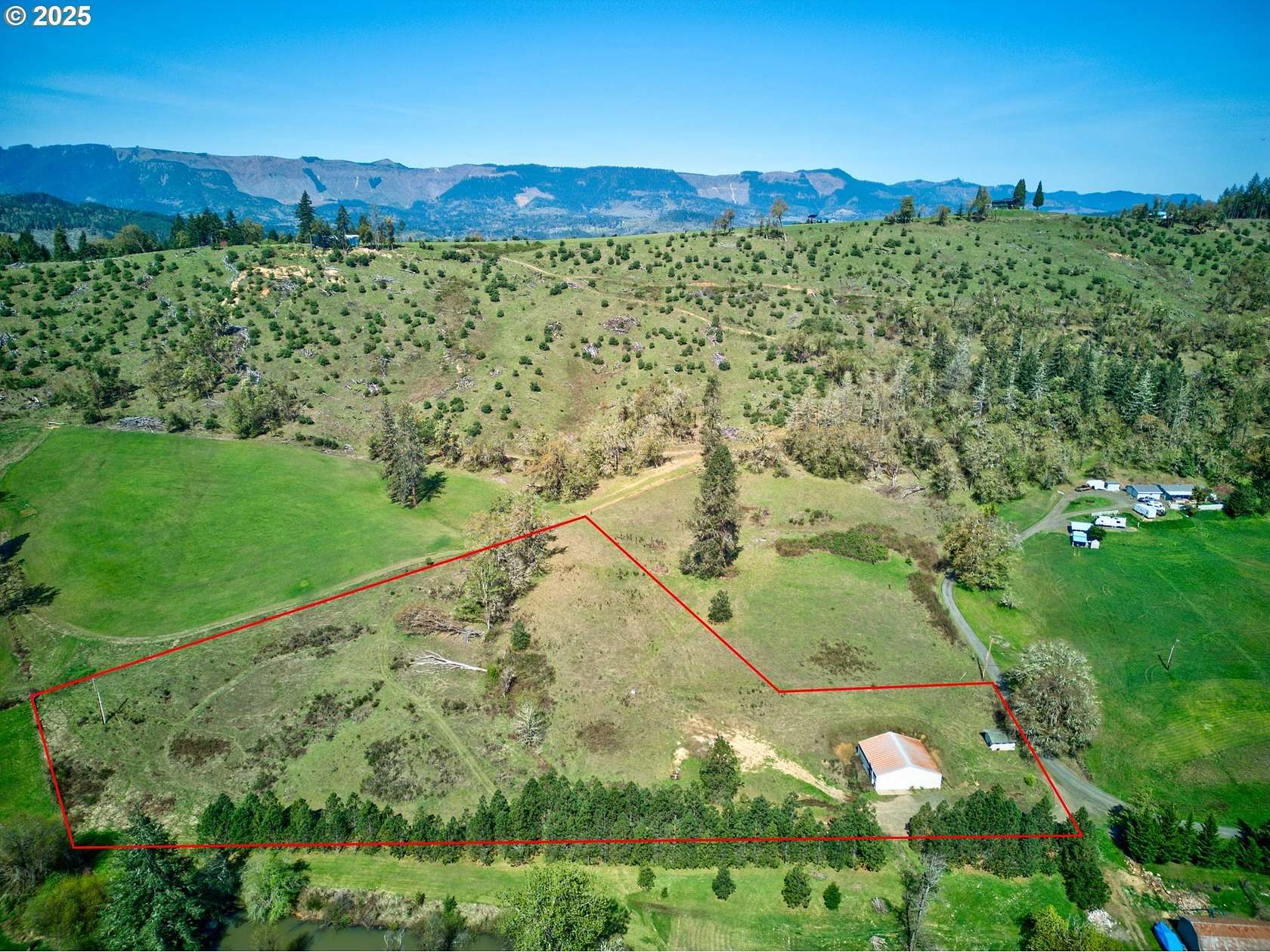5 Acres of Residential Land for Sale in Roseburg, Oregon