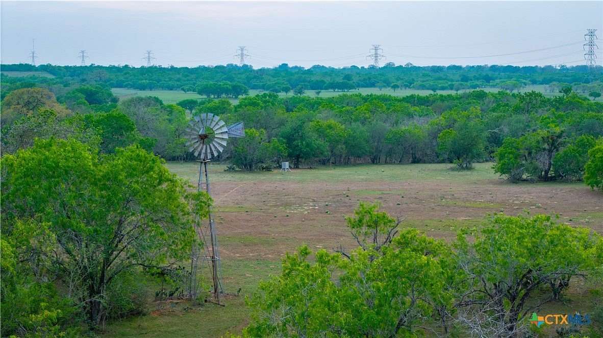 103 Acres of Land for Sale in Floresville, Texas