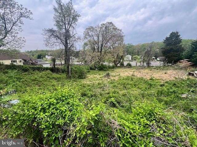 0.18 Acres of Land for Sale in Triangle, Virginia