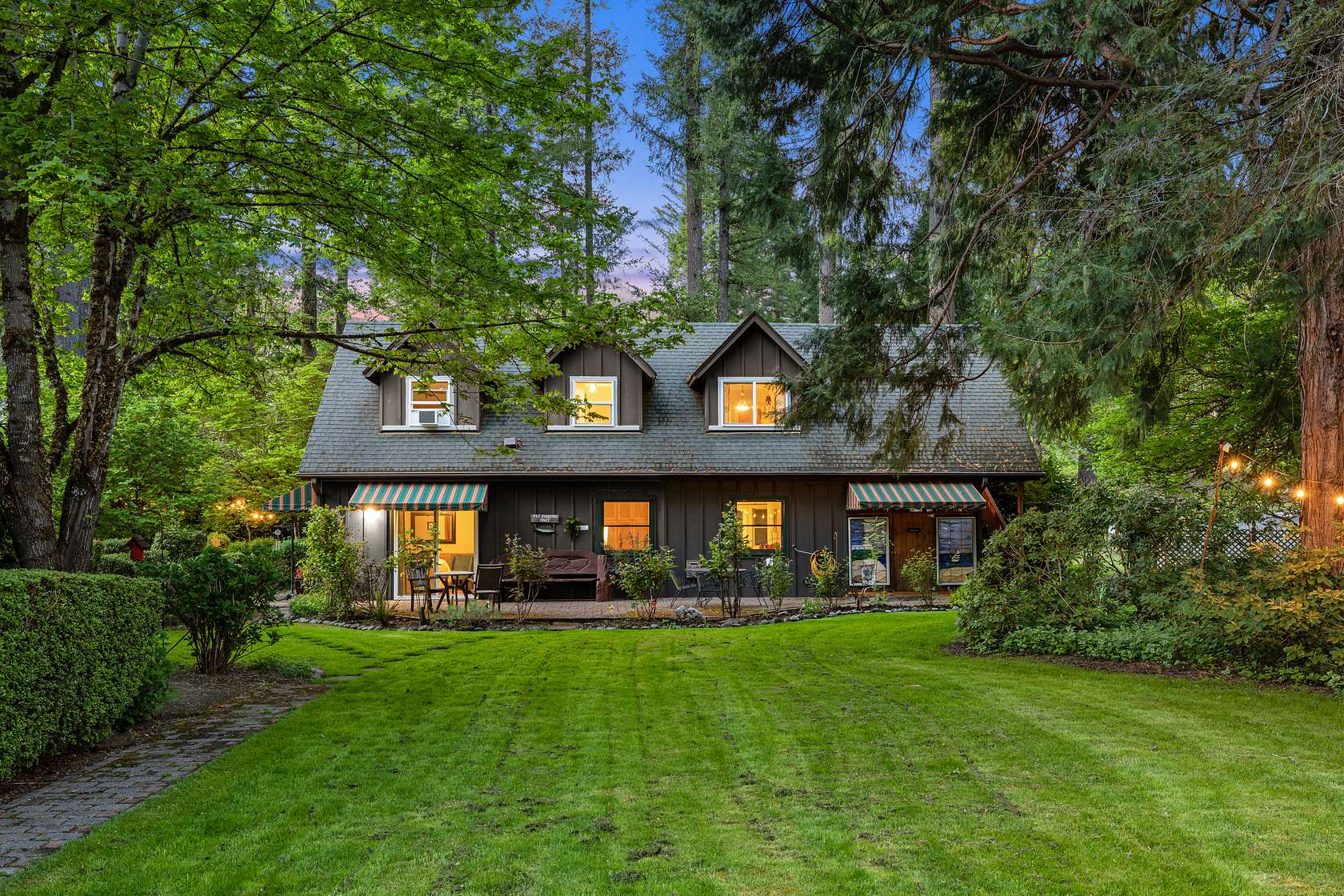 4.2 Acres of Improved Land for Sale in Vida, Oregon