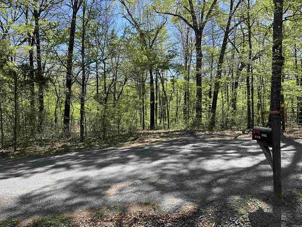 10 Acres of Residential Land for Sale in Greenbrier, Arkansas