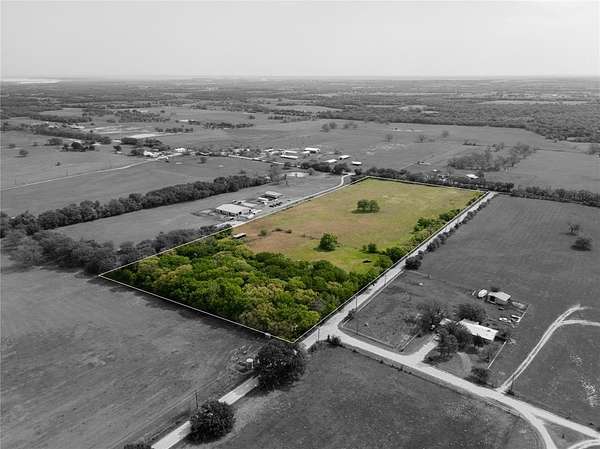 17.3 Acres of Land for Sale in Bridgeport, Texas