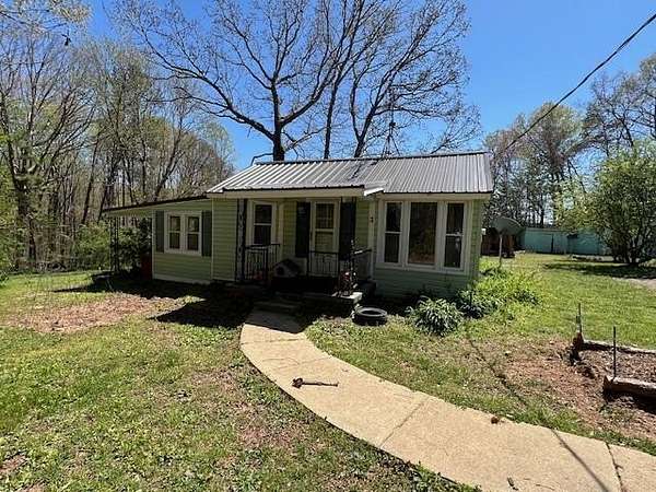 2.2 Acres of Residential Land with Home for Sale in Buckingham, Virginia