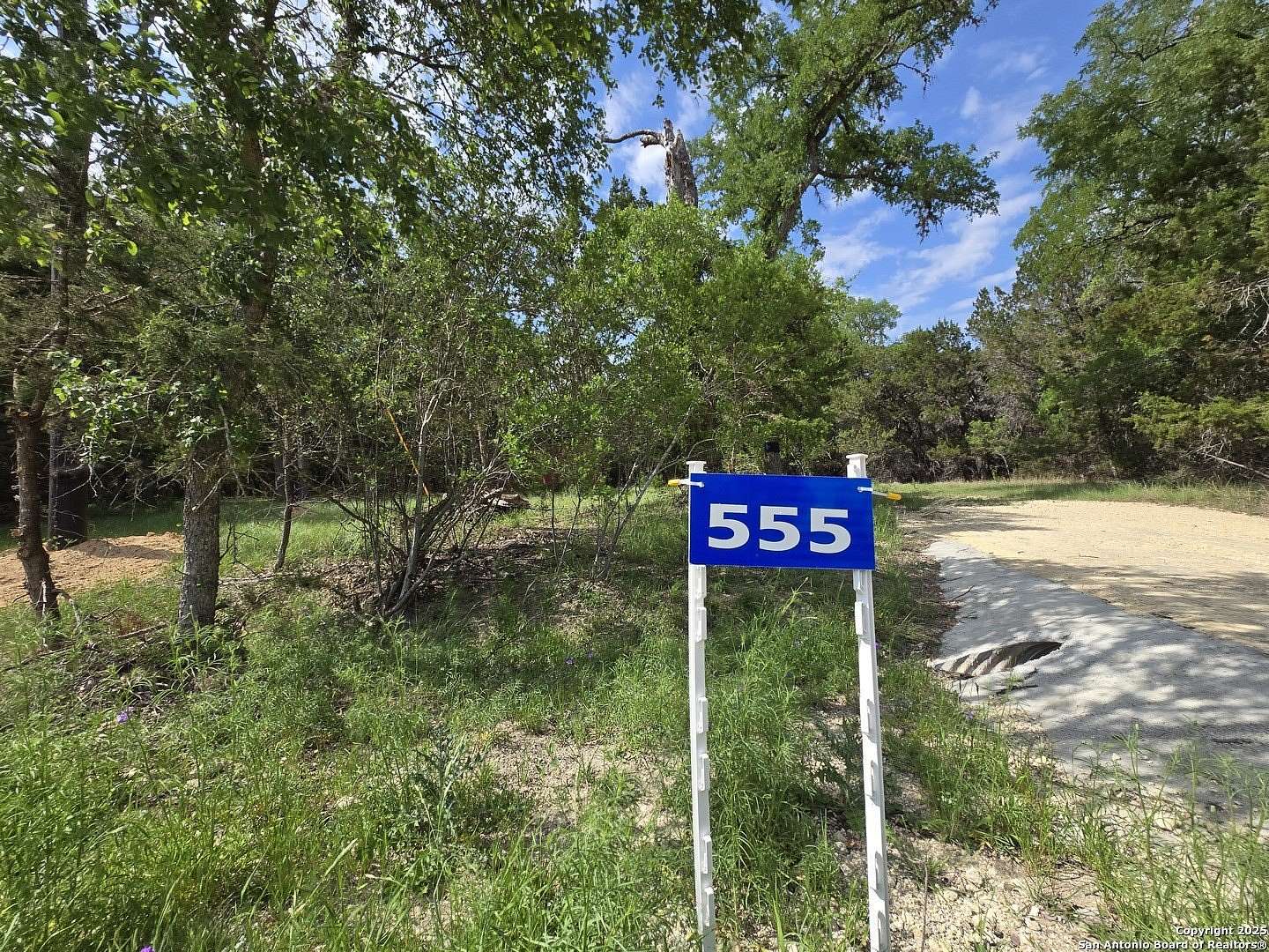2 Acres of Residential Land for Sale in Bandera, Texas