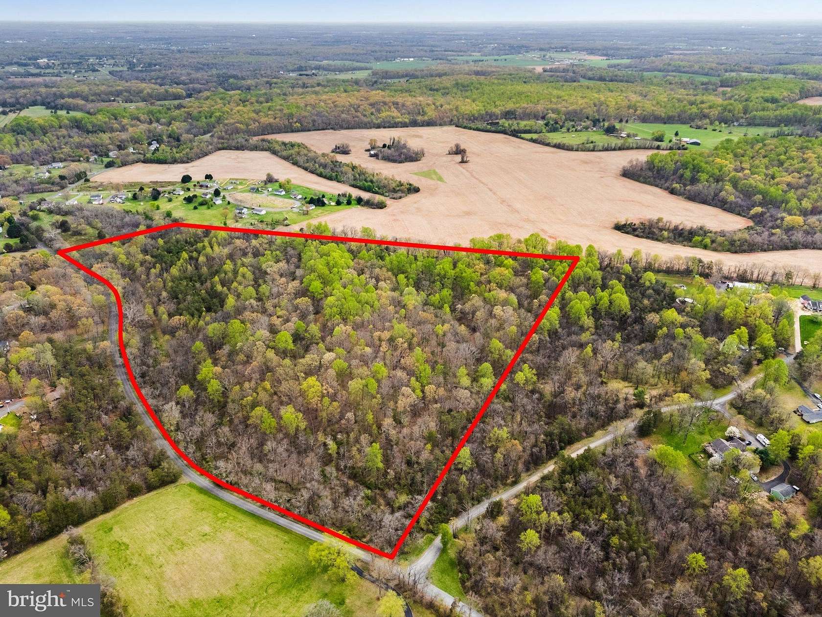 34 Acres of Land for Sale in Warrenton, Virginia