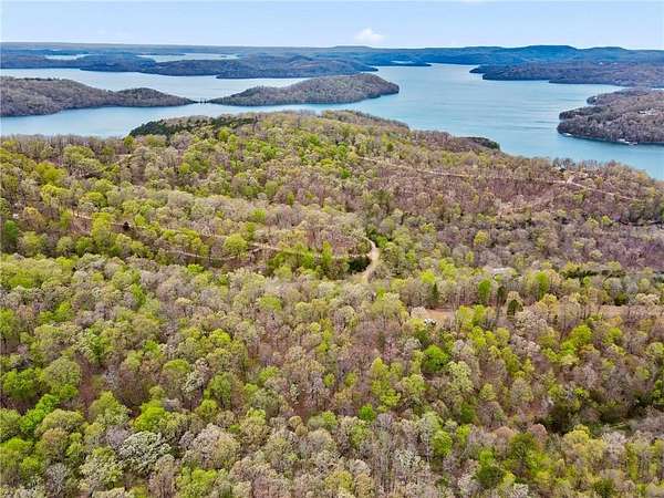20.9 Acres of Recreational Land for Sale in Eureka Springs, Arkansas