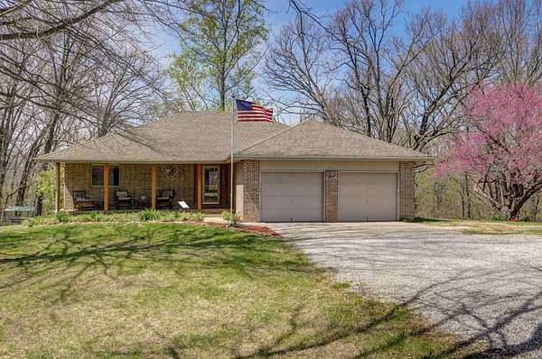 3.63 Acres of Residential Land with Home for Sale in Nixa, Missouri