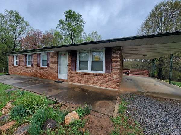 3.32 Acres of Residential Land with Home for Sale in Chatham, Virginia