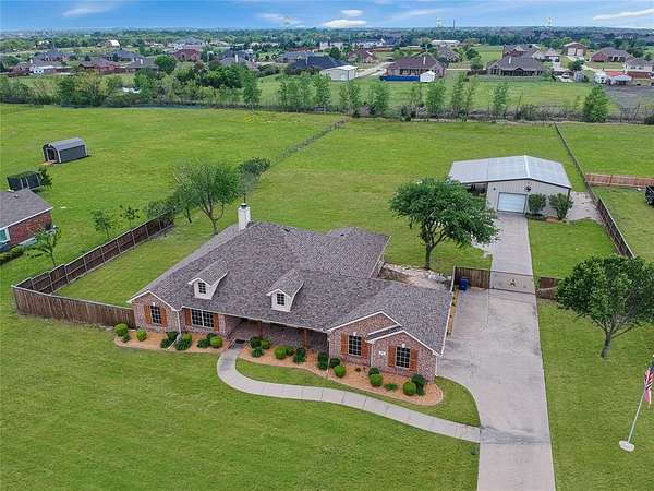 1.74 Acres of Residential Land with Home for Sale in Rockwall, Texas
