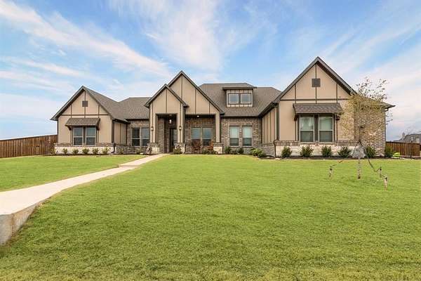1.71 Acres of Residential Land with Home for Sale in Waxahachie, Texas