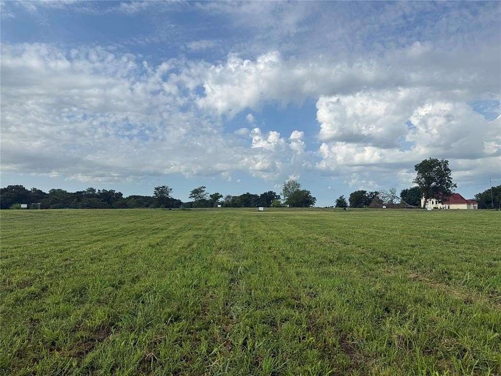 1.13 Acres of Land for Sale in Dodd City, Texas