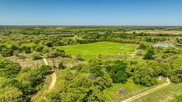 406 Acres of Land for Sale in Itasca, Texas