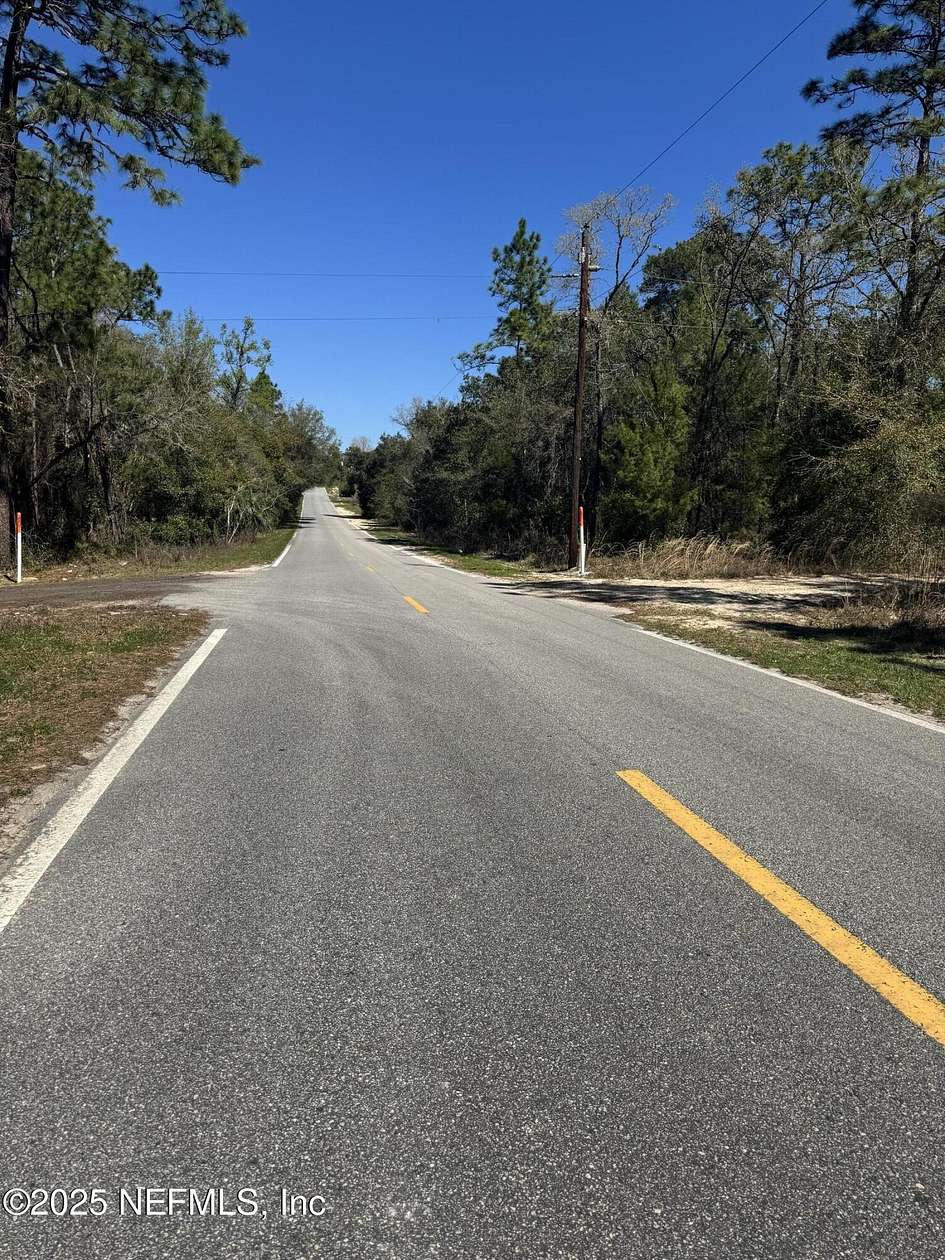 1 Acre of Land for Sale in Pomona Park, Florida
