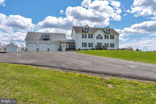 43.1 Acres of Land with Home for Sale in Bridgeton, New Jersey
