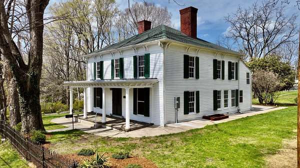 2.3 Acres of Residential Land with Home for Sale in Lewisburg, West Virginia