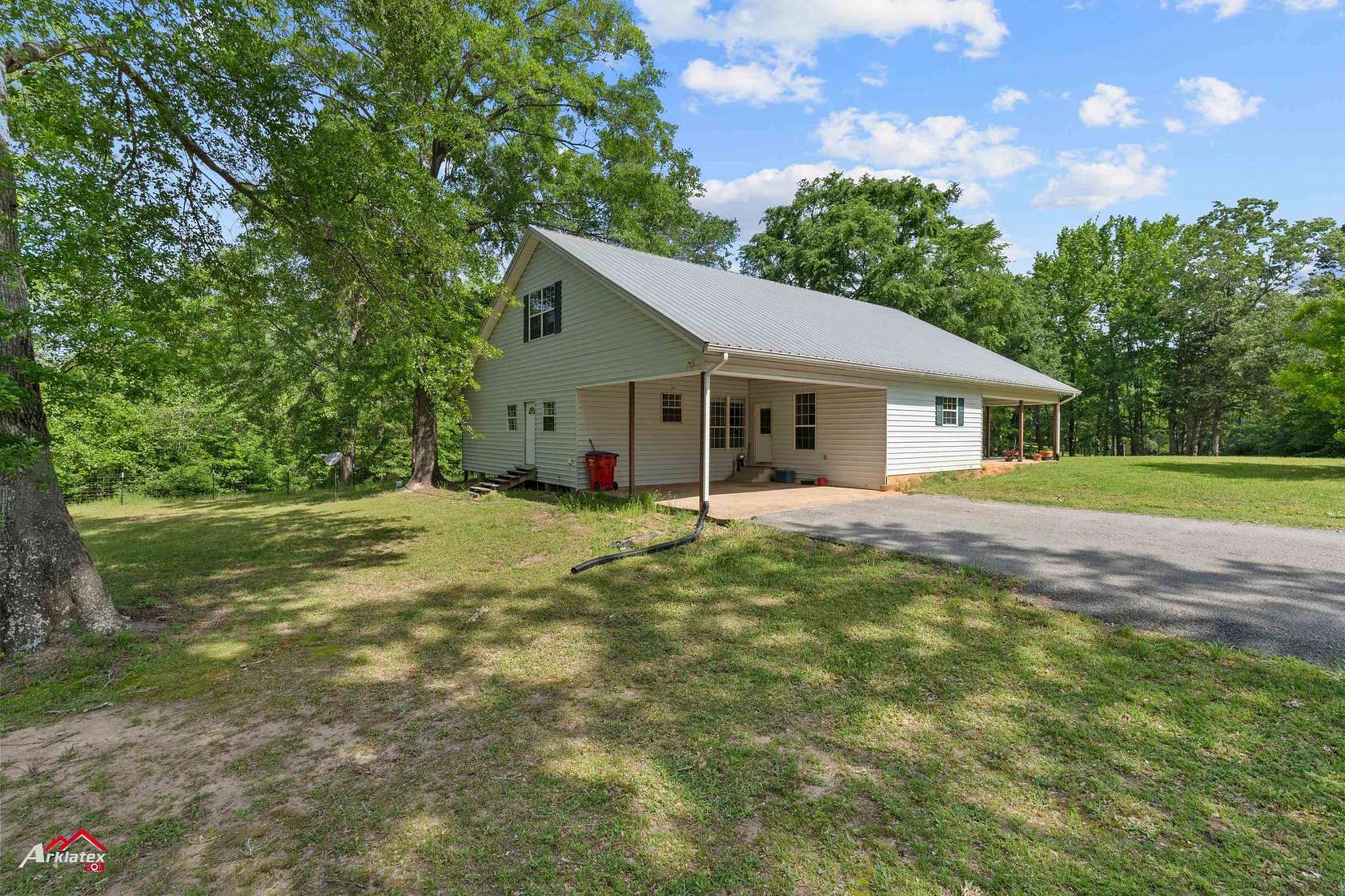 6.12 Acres of Land with Home for Sale in Henderson, Texas