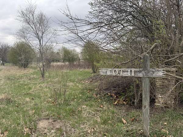 1 Acre of Residential Land for Sale in Lake Village, Indiana